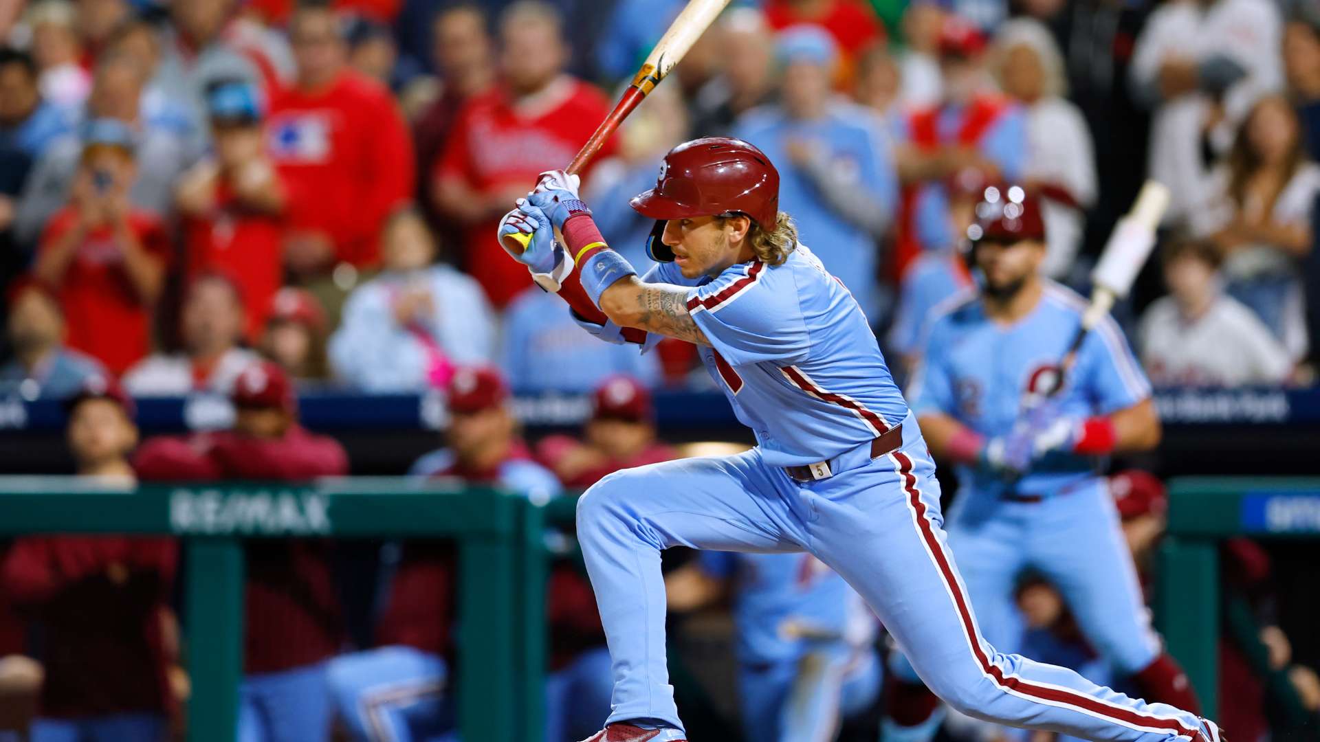 曼联今夏计划大换血，拉什福德与安东尼等10人或将离队